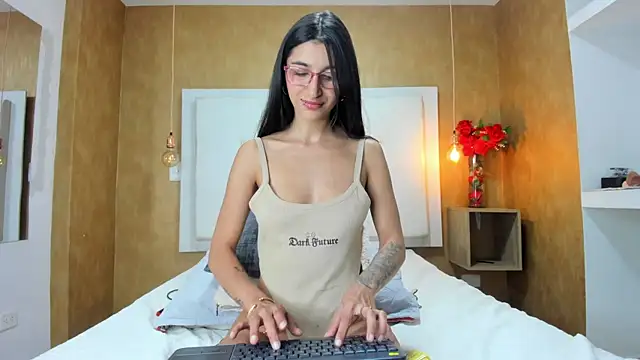 Milaspetite online show from 02-07-26, 09:12