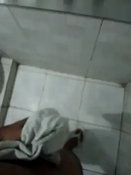 Snapshot of Pretordr chatting on 03-11-25, 09:34 Pretordr online show from 03-11-25, 09:34