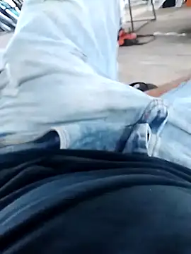 Snapshot of Pretordr chatting on 03-19-25, 02:46 Pretordr online show from 03-19-25, 02:46