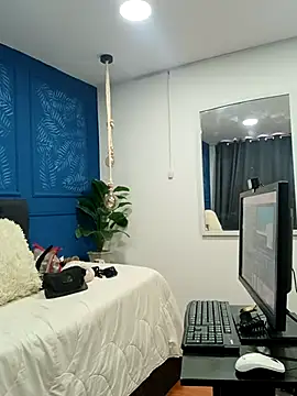 sasi luna online show from 10-11-25, 02:07