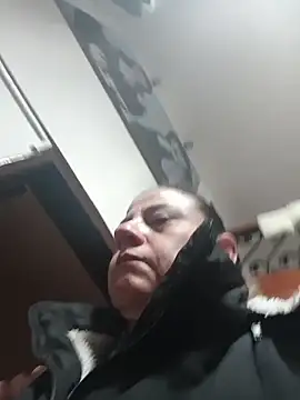 Snapshot of sasi_luna chatting on 04-16-26, 01:12 sasi luna online show from 04-16-26, 01:12