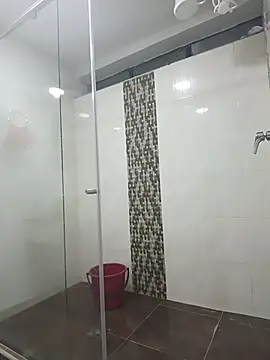 Snapshot of sasi_luna chatting on 02-14-26, 04:07 sasi luna online show from 02-14-26, 04:07