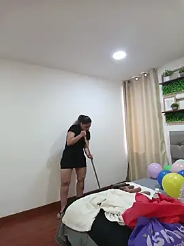 Snapshot of sasi_luna chatting on 03-20-26, 01:23 sasi luna online show from 03-20-26, 01:23