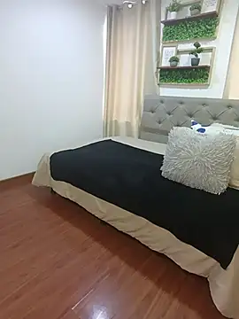 Snapshot of sasi_luna chatting on 04-13-26, 01:26 sasi luna online show from 04-13-26, 01:26