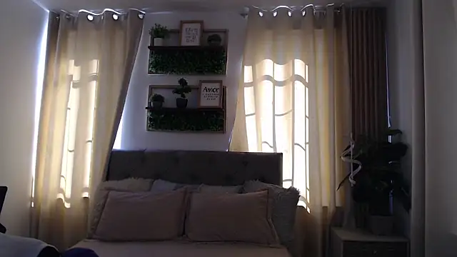 sasi luna online show from 05-18-26, 01:27