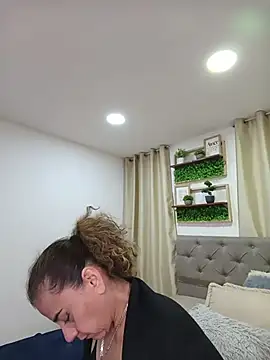 Snapshot of sasi_luna chatting on 02-01-26, 07:17 sasi luna online show from 02-01-26, 07:17