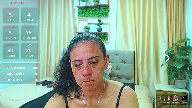 sasi luna online show from 12-21-25, 02:24