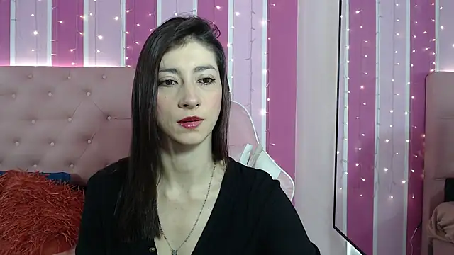 Snapshot of aitana_ag chatting on 03-10-25, 12:17 aitana ag online show from 03-10-25, 12:17