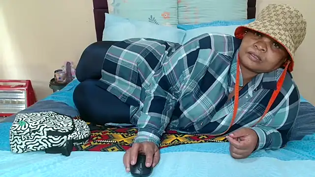 Bbw255 online show from 12-04-25, 12:48