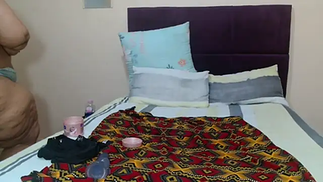 Bbw255 online show from 11-19-25, 05:13