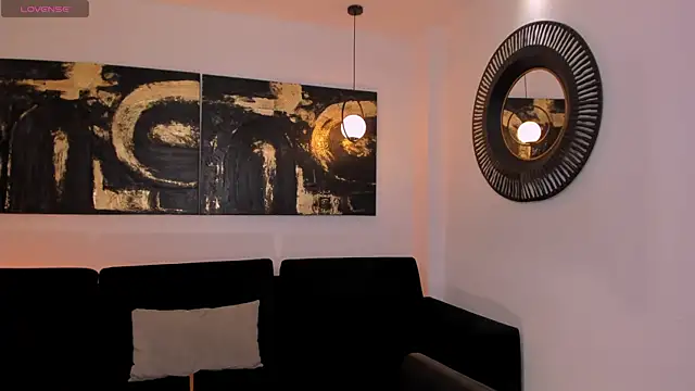 MiaFarrell  online show from 04-04-26, 05:08