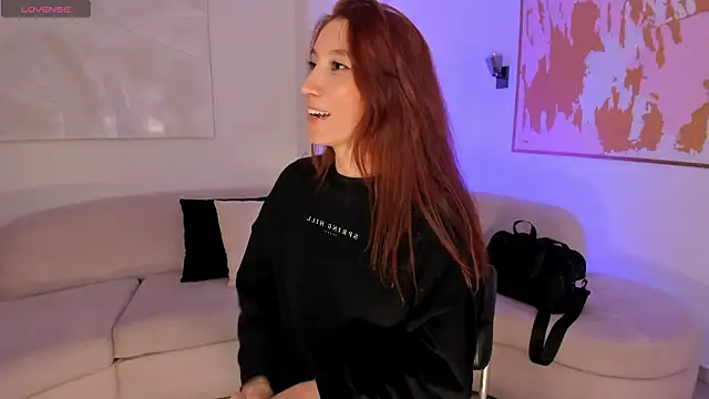 MiaFarrell  online show from 02-02-26, 06:29