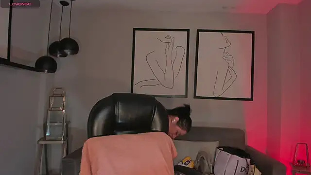 Snapshot of IsabelBornner chatting on 02-25-26, 06:30 IsabelBornner online show from 02-25-26, 06:30