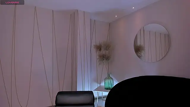 BellaCarteer  online show from 04-16-26, 07:47