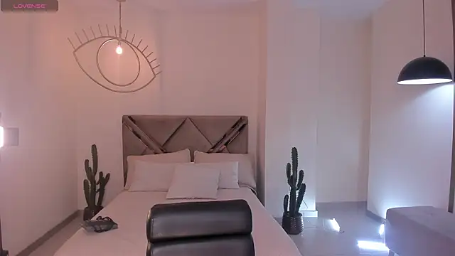 BellaCarteer  online show from 03-28-26, 07:59