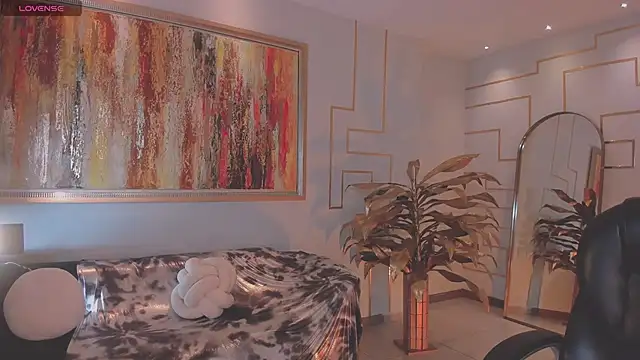 BellaCarteer  online show from 10-08-25, 12:39