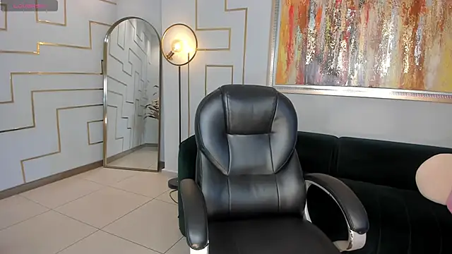 BellaCarteer  online show from 04-11-26, 08:01