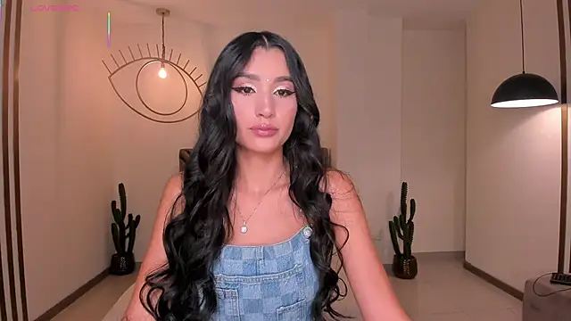 BellaCarteer  online show from 04-06-26, 08:21