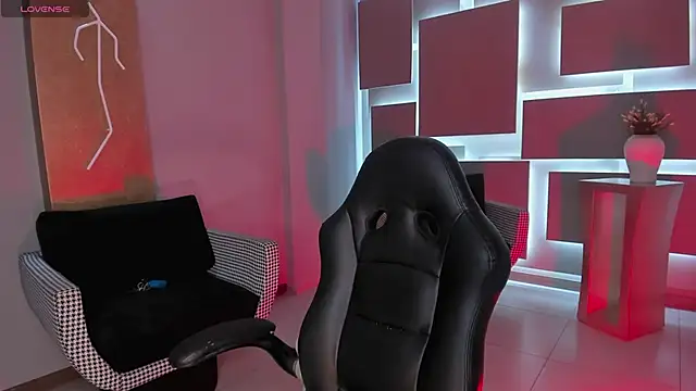 BellaCarteer  online show from 10-15-25, 10:56