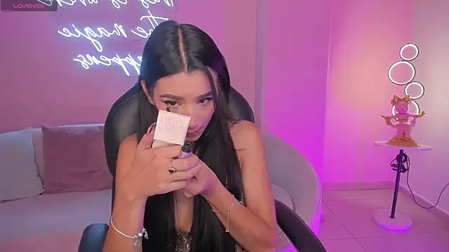 BellaCarteer  online show from 11-09-25, 06:23