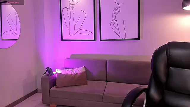 BellaCarteer  online show from 11-05-25, 01:03