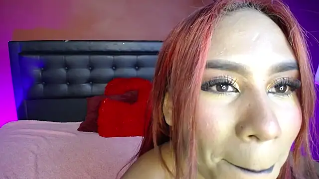 Snapshot of Nicole_Brown1126 chatting on 09-25-25, 04:40 Nicole Brown1126 online show from 09-25-25, 04:40