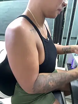 Snapshot of Naticol1 chatting on 01-17-26, 07:39 Naticol1 online show from 01-17-26, 07:39