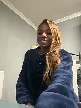 imsuziblack online show from 01-27-25, 08:49