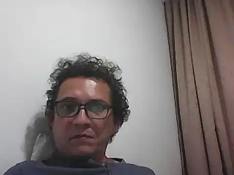 Bombi22 online show from 12-20-25, 05:54