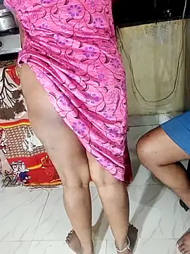  Hot-Couple online show from 10-09-25, 08:53