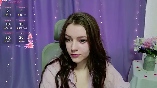 Lana  Cute  online show from 04-07-26, 12:18