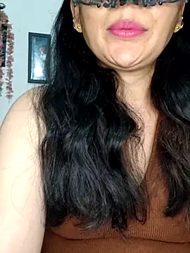 sexy bhabhi69 online show from 04-15-26, 05:50