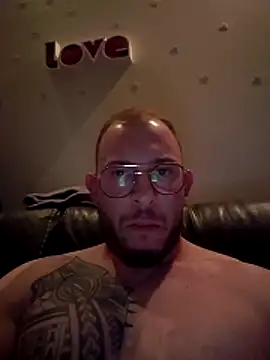 jourdinio13 online show from 04-17-26, 09:17