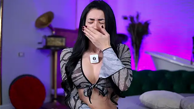 Jenna Day online show from 12-20-25, 06:49