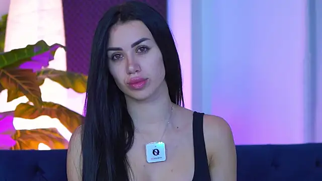 Jenna Day online show from 11-22-25, 06:01