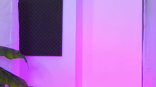 Jenna Day online show from 11-28-25, 06:35