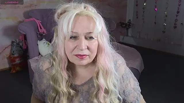 Penelope Pinky online show from 05-29-26, 12:00