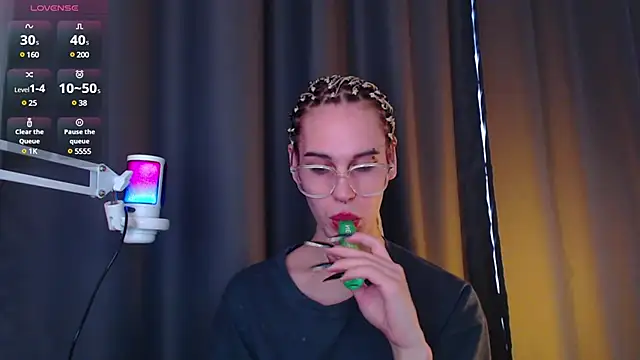 Cassie Bae online show from 03-22-25, 09:24