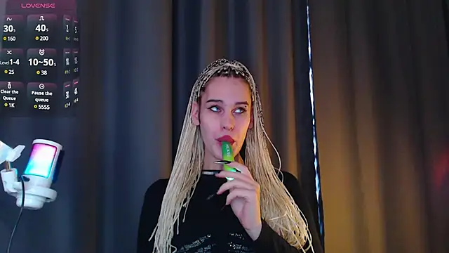 Cassie Bae online show from 03-22-25, 06:22