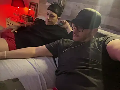 Snapshot of papittochulito chatting on 02-23-25, 03:29 papittochulito online show from 02-23-25, 03:29