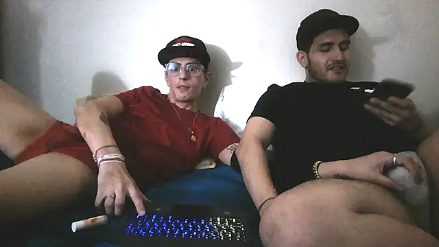 Snapshot of papittochulito chatting on 03-05-25, 11:06 papittochulito online show from 03-05-25, 11:06