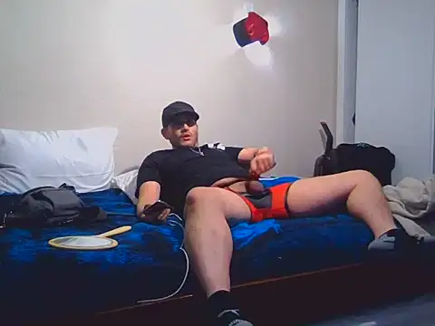 Snapshot of papittochulito chatting on 12-18-24, 01:37 papittochulito online show from 12-18-24, 01:37