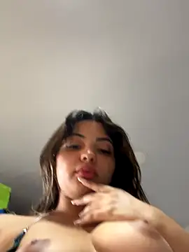 Nicollygriu online show from 11-27-25, 03:45