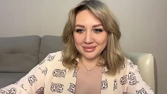 VickyLove047 online show from 05-17-26, 08:14