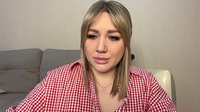 VickyLove047 online show from 05-16-26, 08:24