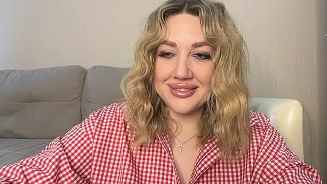 VickyLove047 online show from 06-25-26, 07:24