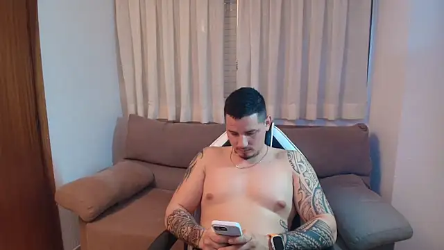 Snapshot of Geishastudios chatting on 02-01-26, 07:39 Geishastudios online show from 02-01-26, 07:39