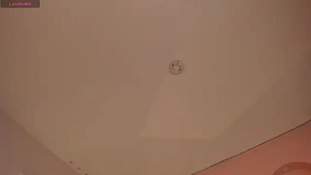 FernandaX1 online show from 10-28-25, 10:58