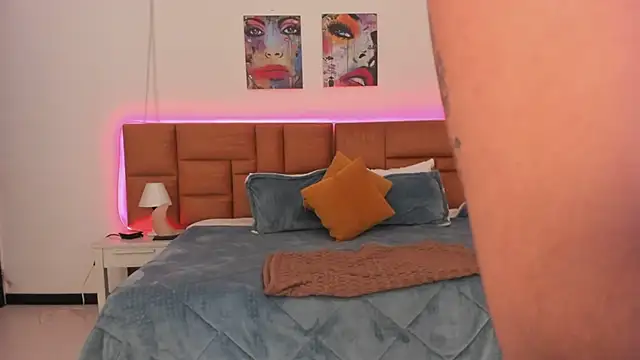 Regina blum online show from 02-06-26, 12:12