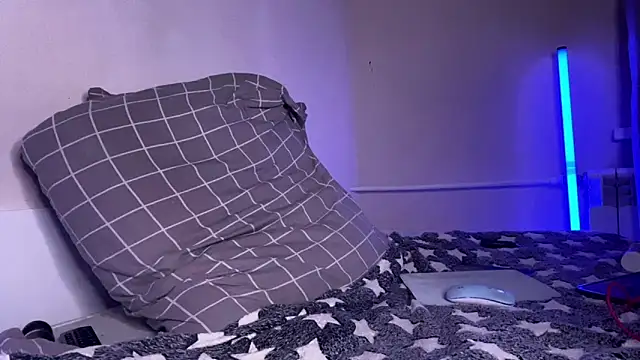  xxtina online show from 11-06-25, 11:03